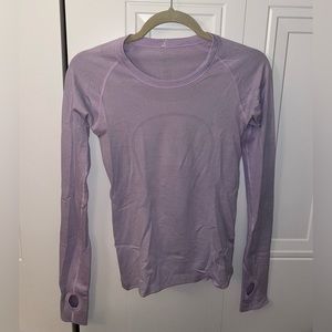 Lululumon Swiftly Tech long sleeve shirt